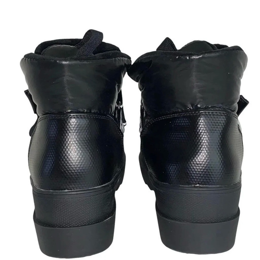 Juicy Couture Black Quilted slip on  Boots - Picture 3 of 3